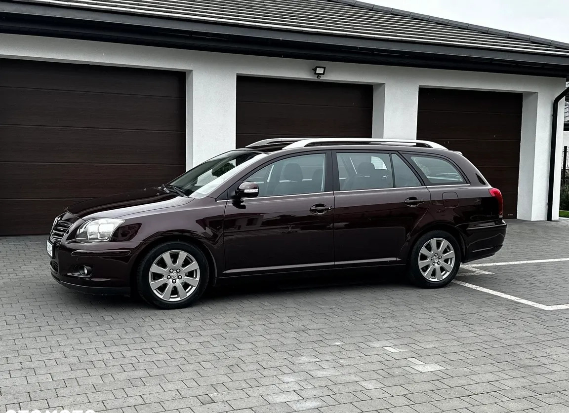 Toyota Avensis cena 19900 przebieg: 260000, rok produkcji 2007 z Radom małe 497